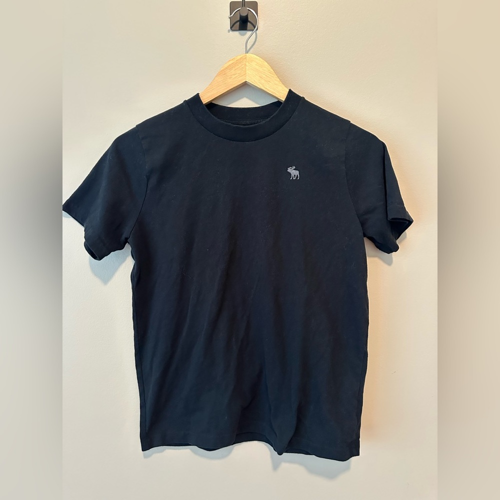 Abercrombie Kids Black Essentials T-shirt 13/14.